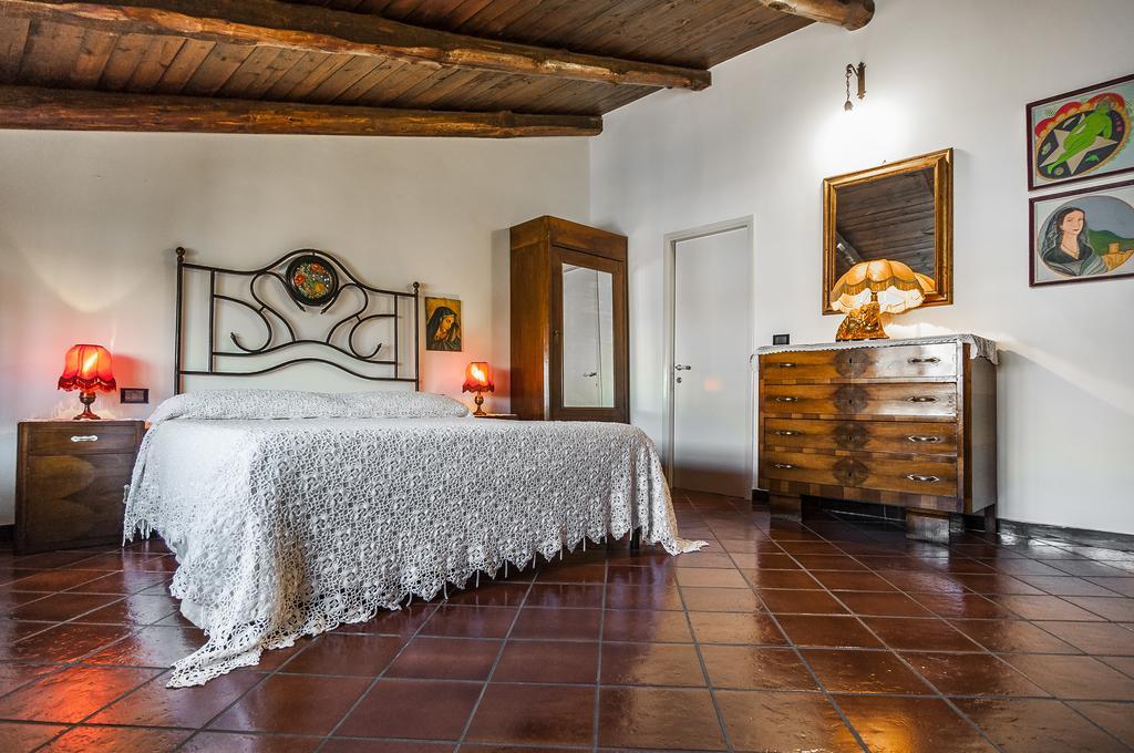 B&B La Corte Fondi Exterior photo