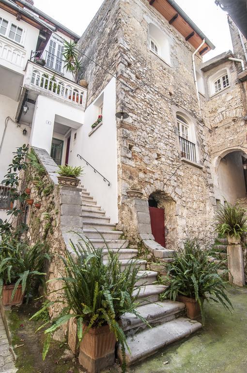 B&B La Corte Fondi Exterior photo